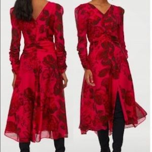 H&M exclusive silk fuchsia address size US 4 (small)